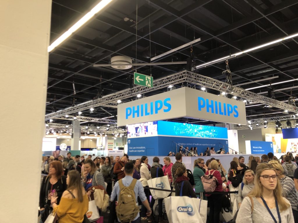 Philips Stand auf der IDS